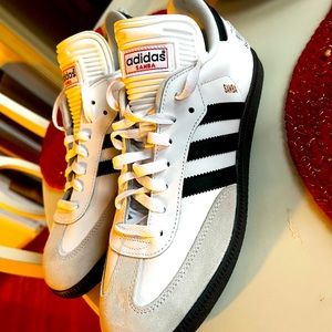 Brand New Adidas Samba Size 11 Mens